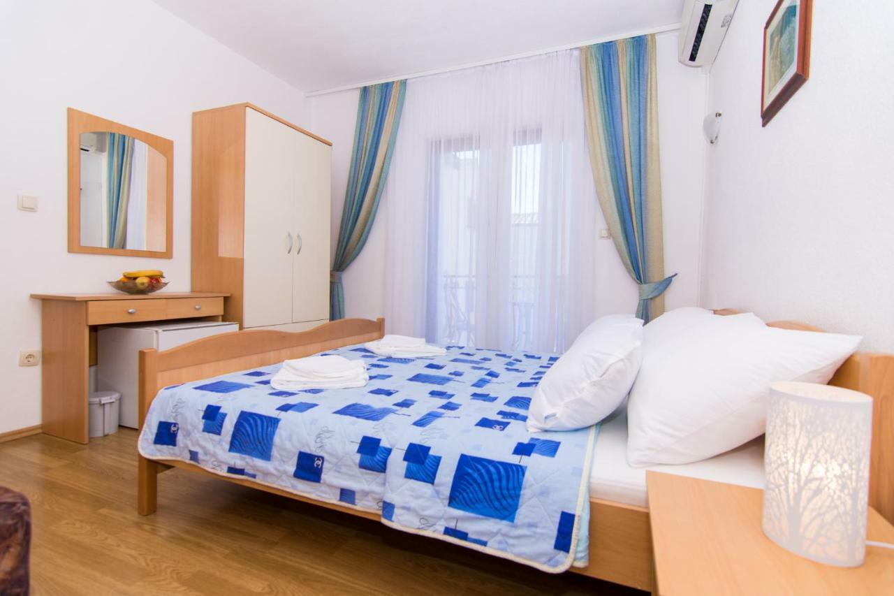 Apartments Jozic Сегет-Враница Экстерьер фото