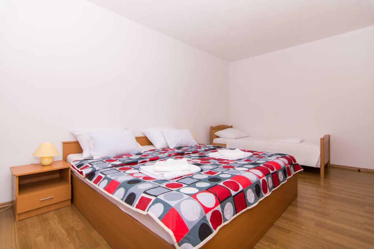 Apartments Jozic Сегет-Враница Экстерьер фото