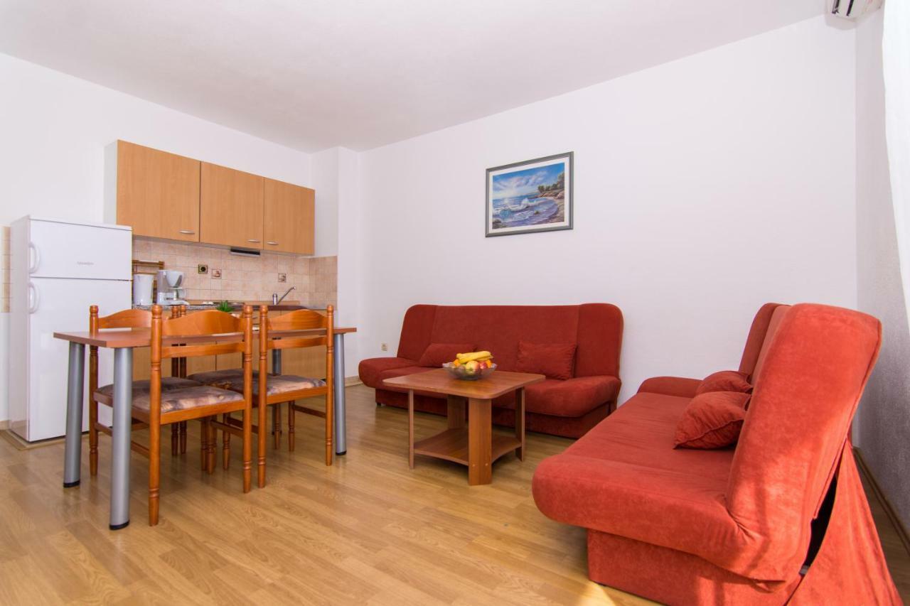 Apartments Jozic Сегет-Враница Экстерьер фото